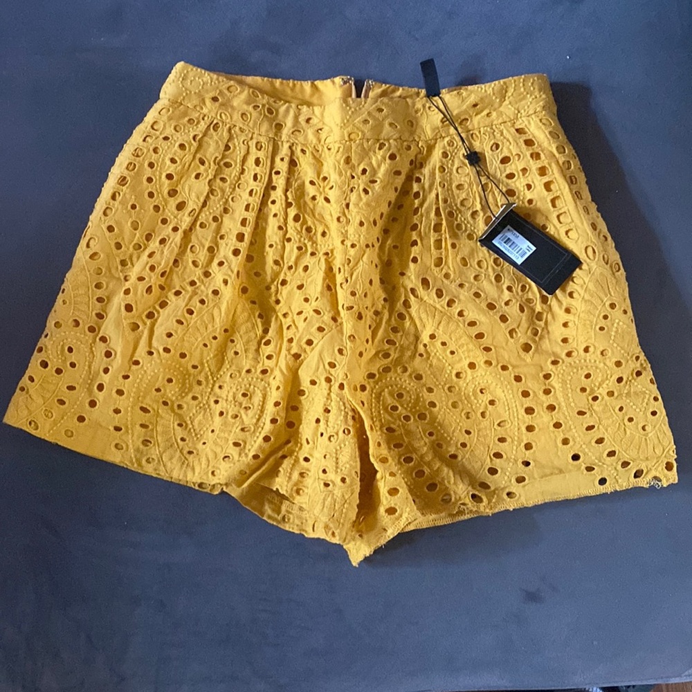 BCBG orange/Yellow eyelet short.